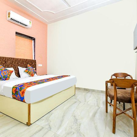 Fabhotel Prince 24 Mohali Esterno foto