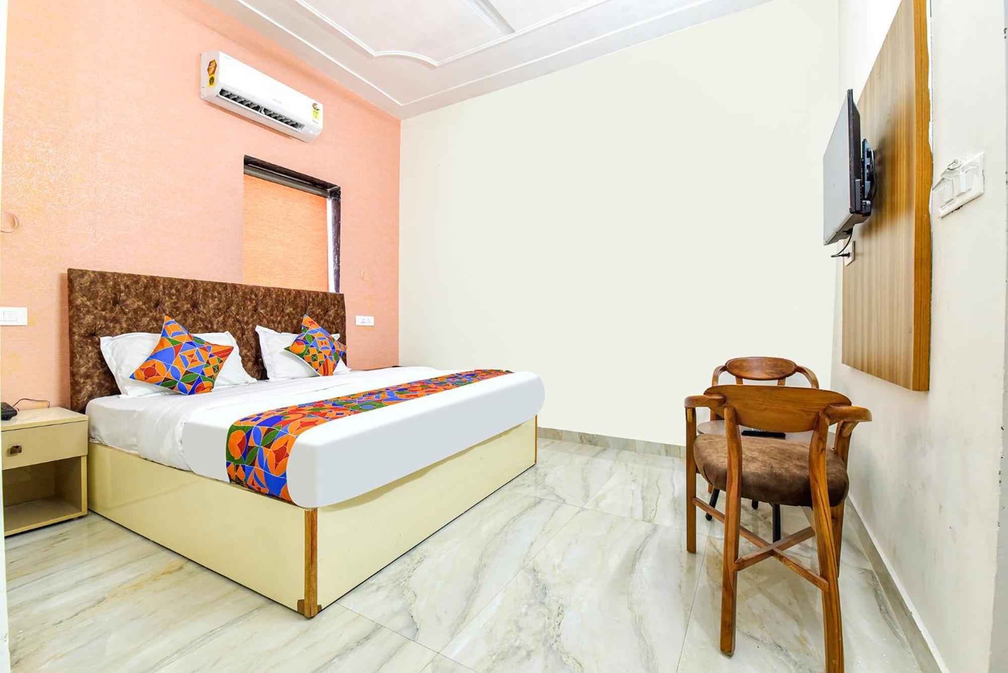 Fabhotel Prince 24 Mohali Esterno foto
