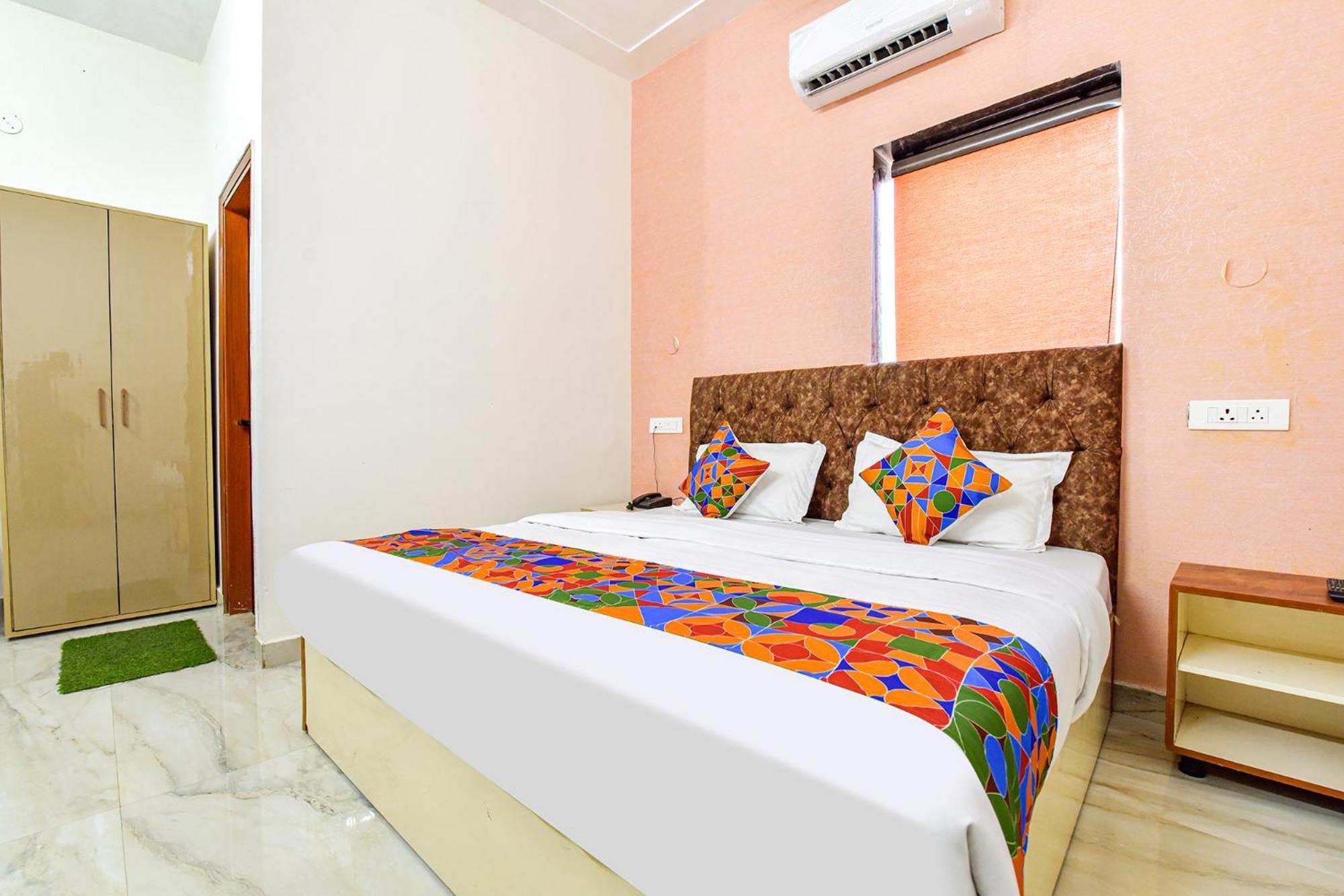 Fabhotel Prince 24 Mohali Esterno foto