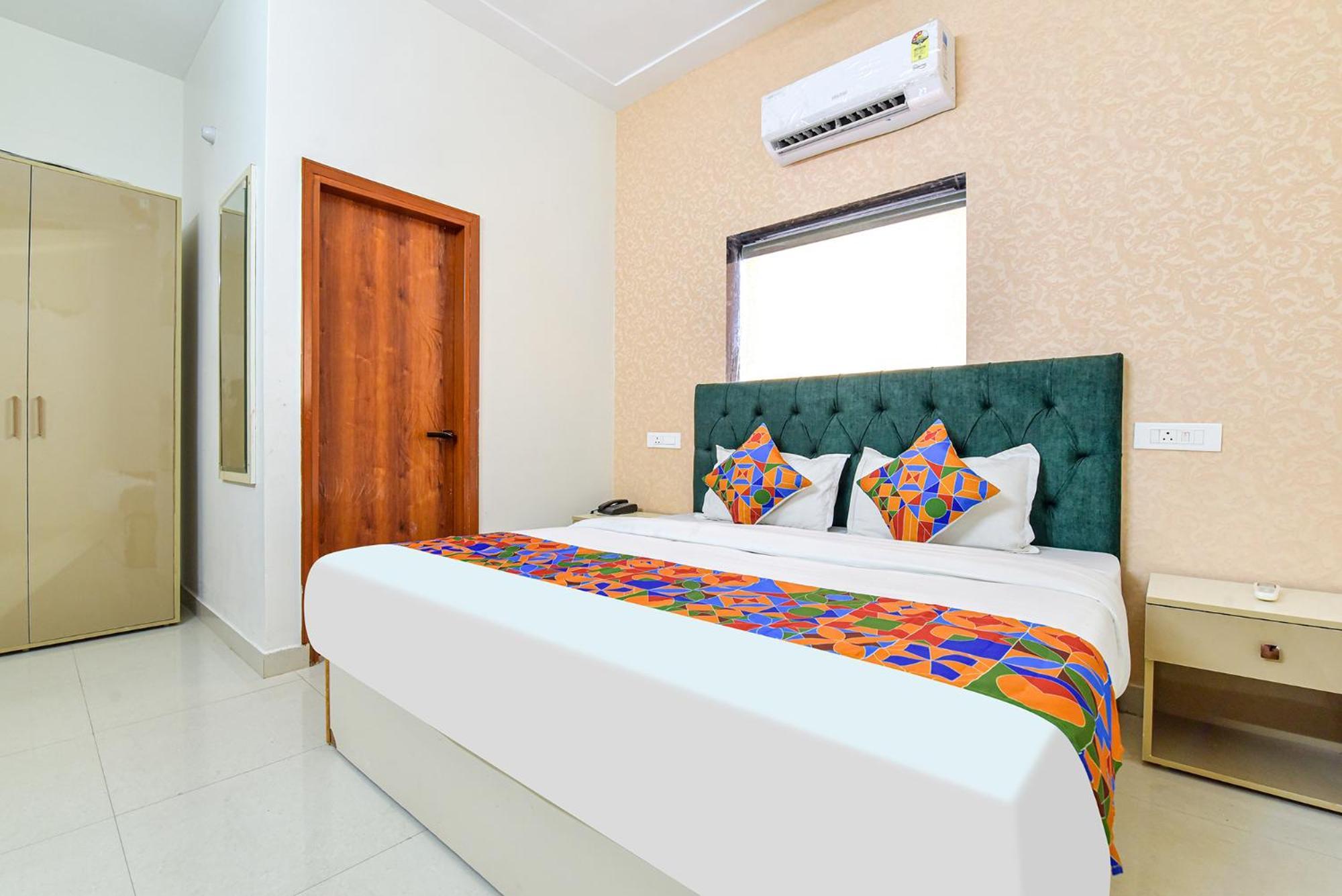 Fabhotel Prince 24 Mohali Esterno foto